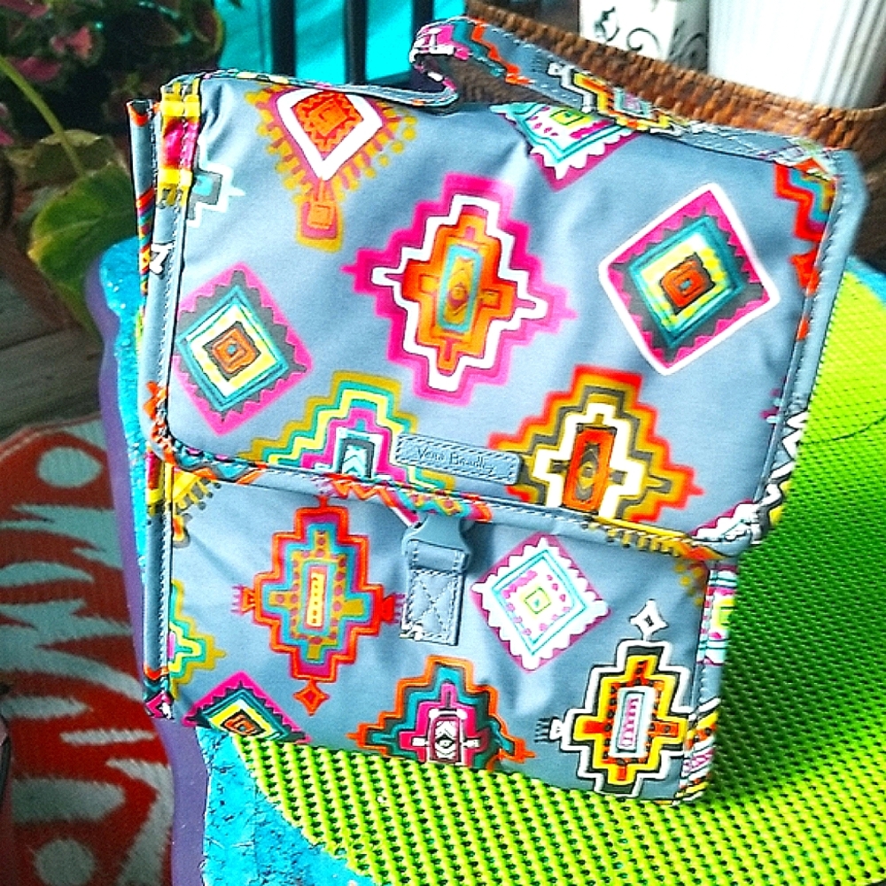 Vera Bradley 🤩🤩🤩🤩🤩🤩🤩🤩🤩 Insulated Lunch Sack 🥰🥰🥰🥰🥰🥰🥰